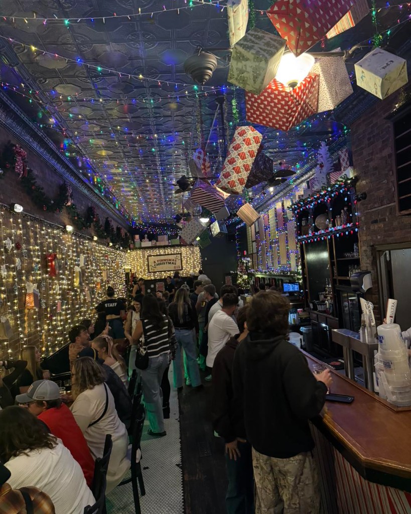 Crowd at Finnegan's Wake